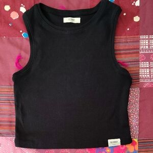 GLOWNY Black Ribbed Crop Tank
